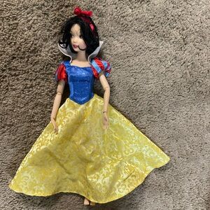 Snow White doll girls dress up you Disney